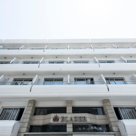 Blazer Residence Larnaca Exteriör bild
