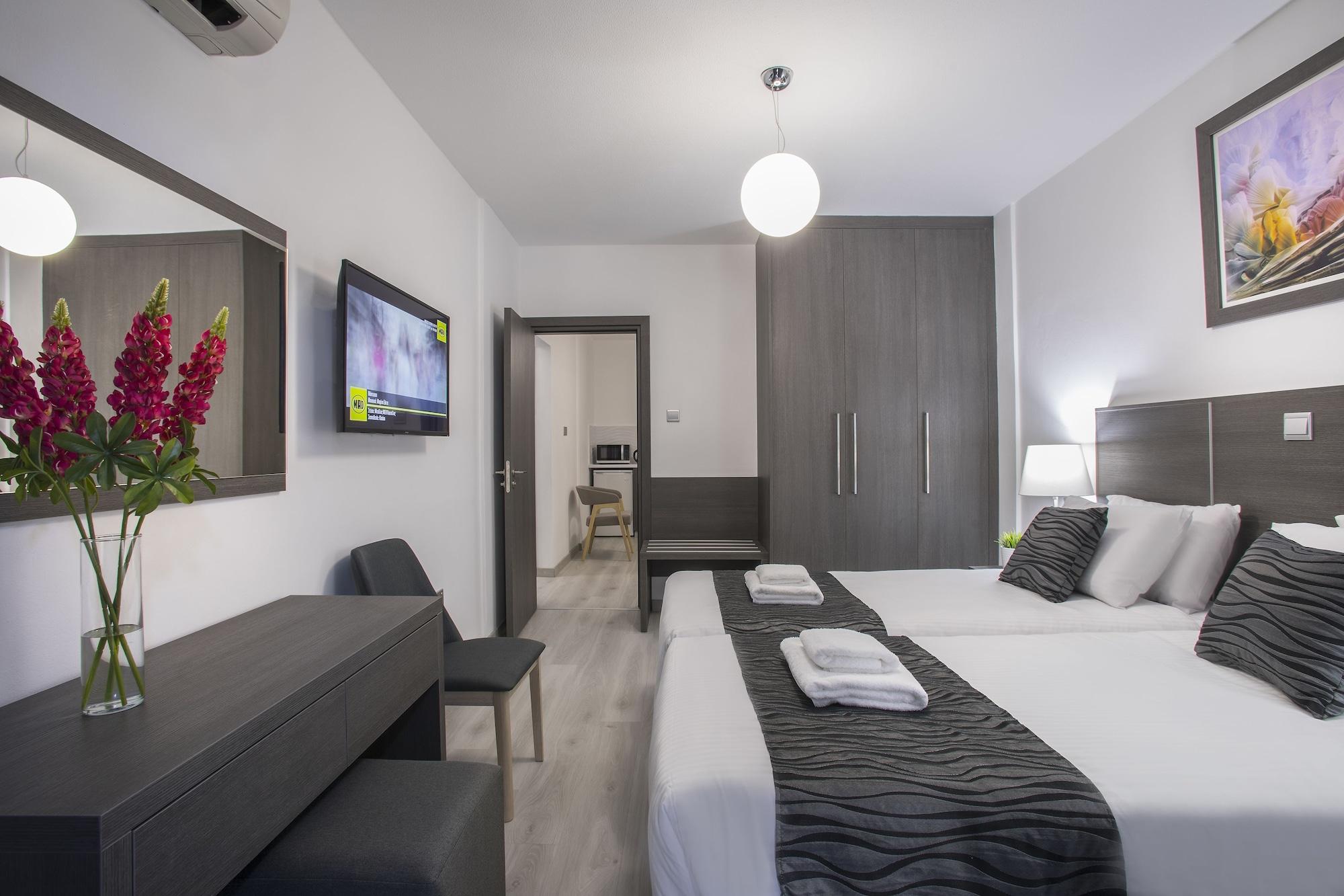 Blazer Residence Larnaca Exteriör bild